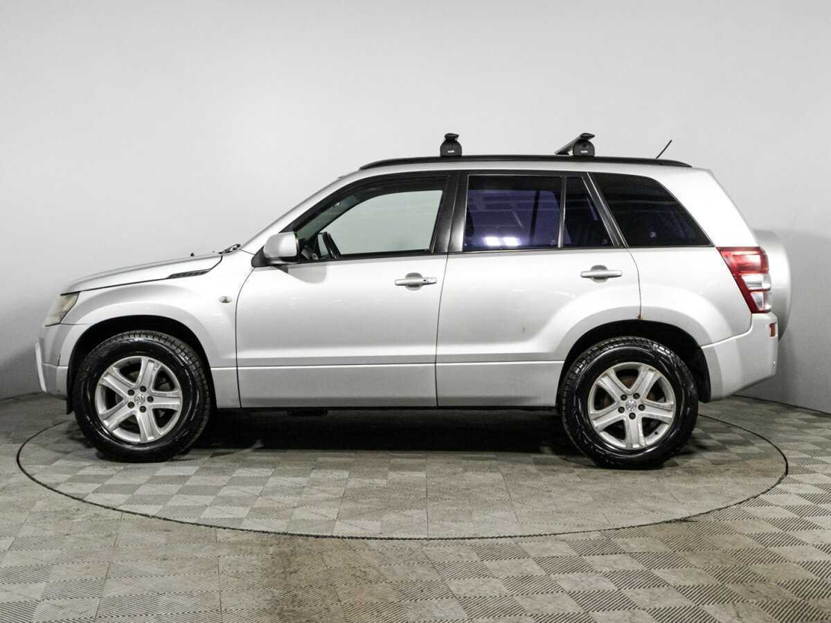 Suzuki Grand Vitara с пробегом — 2010 год. Фото: #7