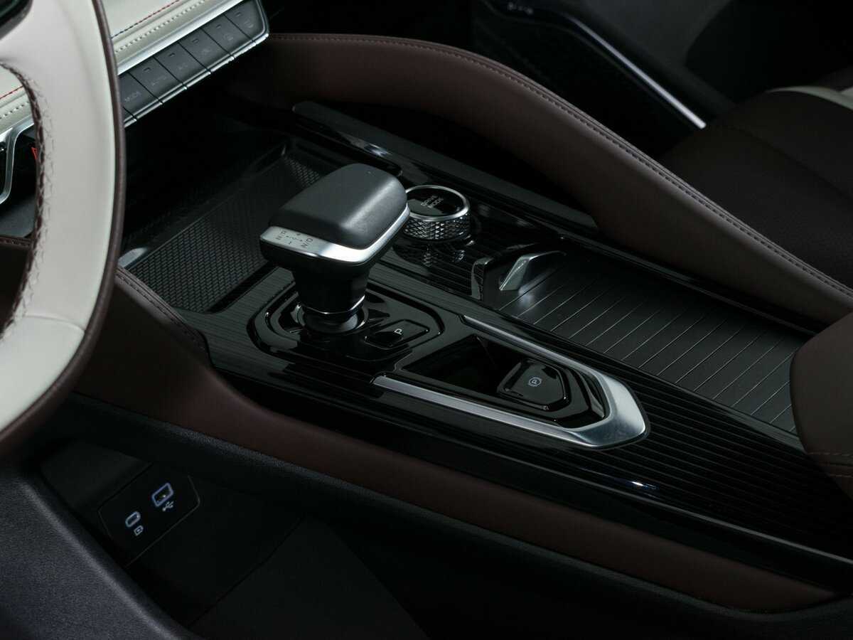 Geely Monjaro с пробегом — 2023 год. Фото: #15