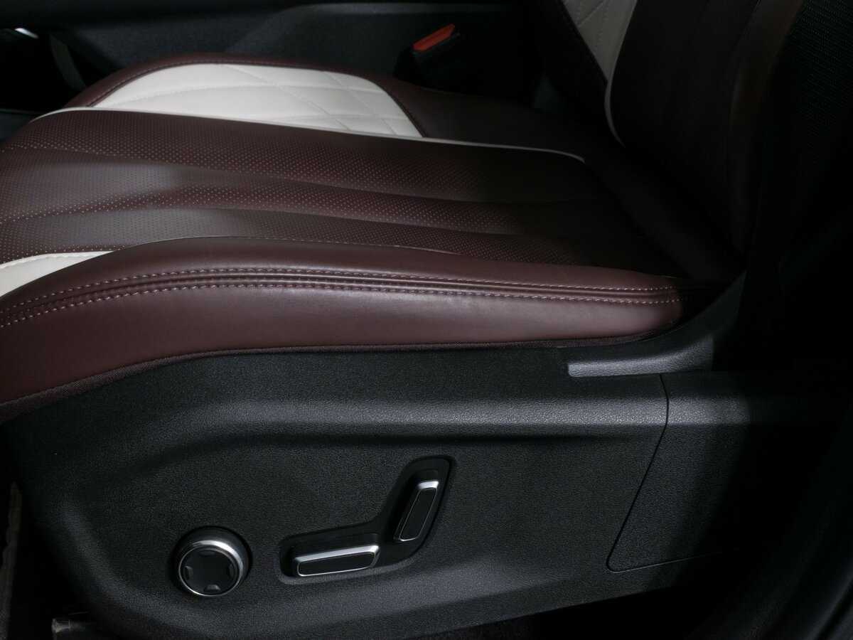 Geely Monjaro с пробегом — 2023 год. Фото: #17