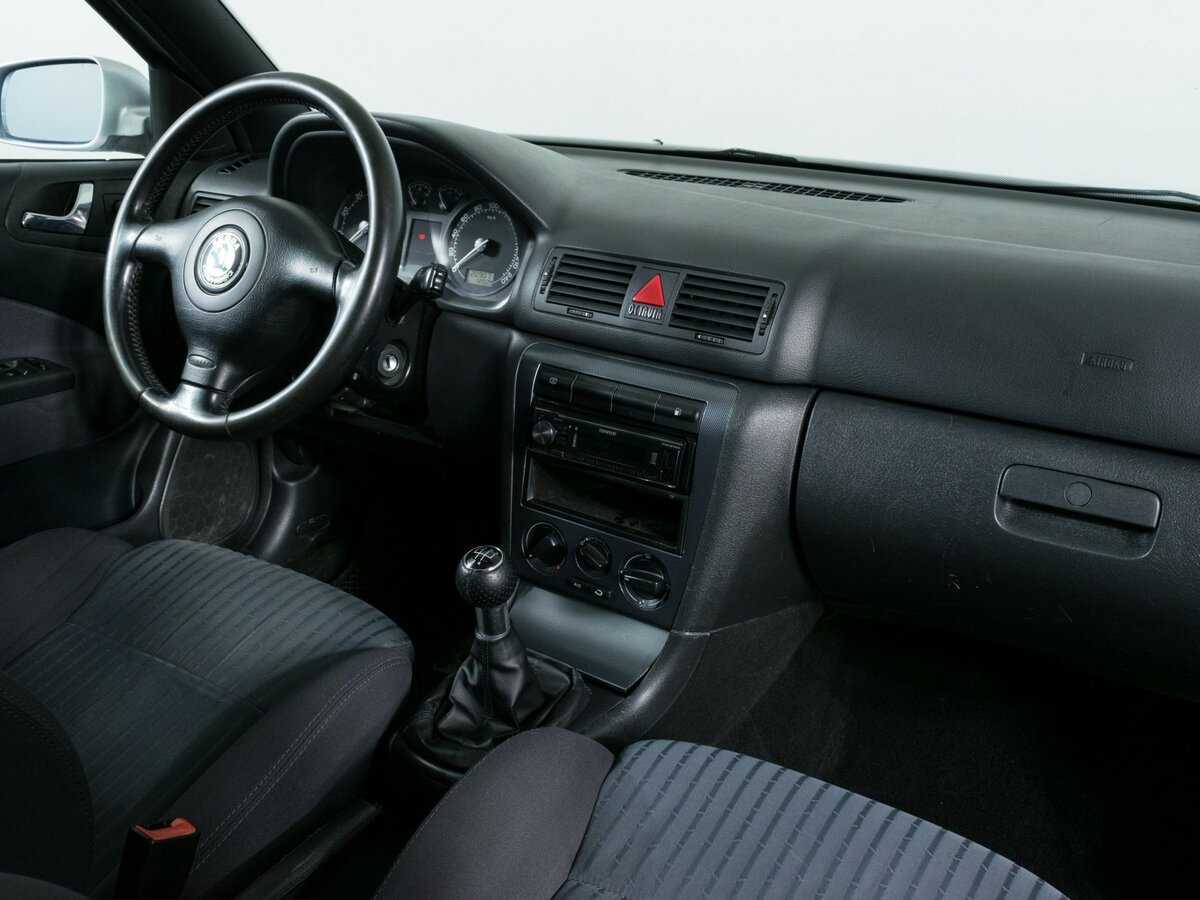 Skoda Octavia с пробегом — 2008 год. Фото: #7