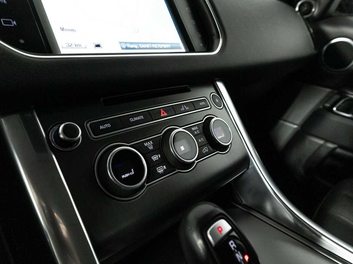 Land Rover Range Rover Sport с пробегом — 2016 год. Фото: #19