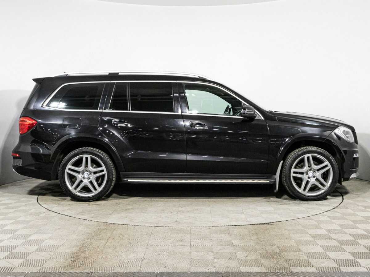 Mercedes-Benz GL-Класс с пробегом — 2015 год. Фото: #3