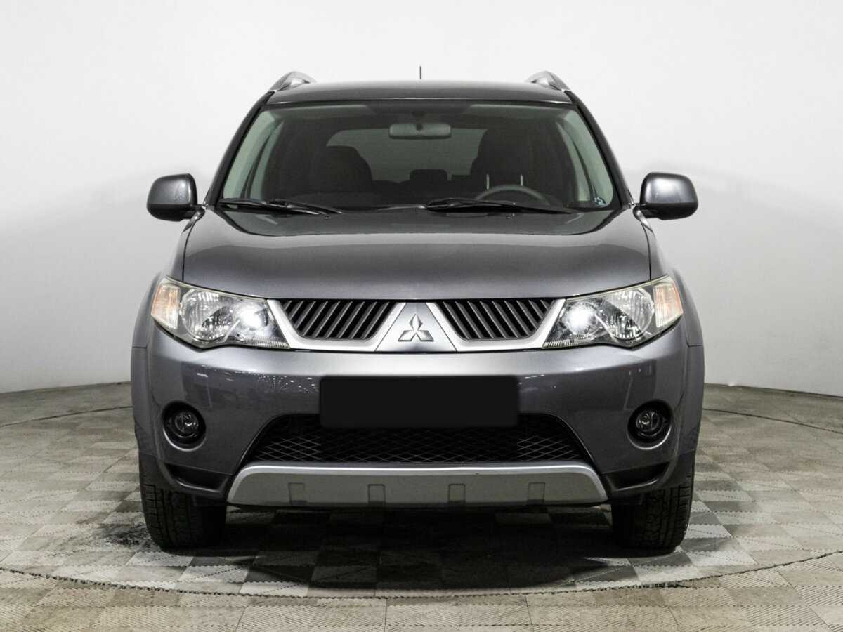 Mitsubishi Outlander с пробегом — 2008 год. Фото: #1