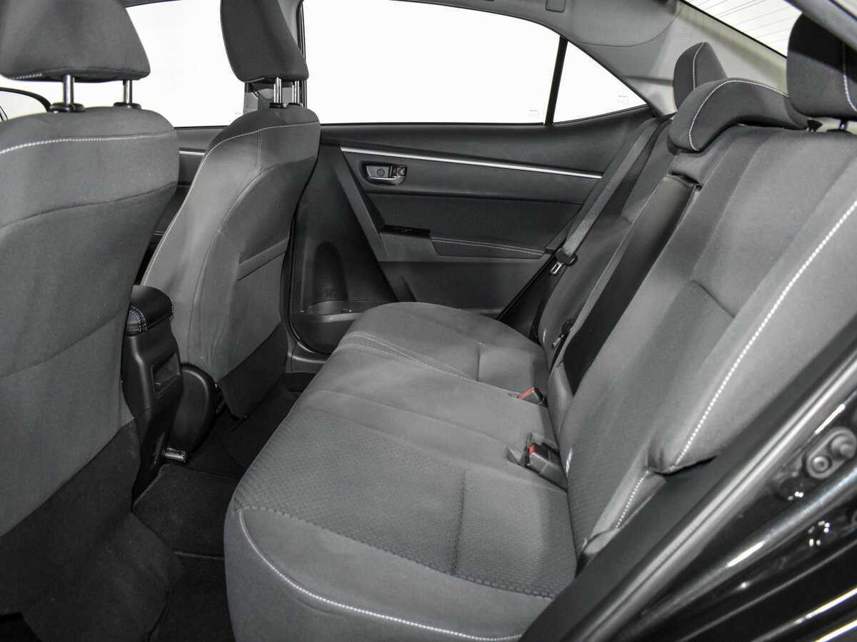 Toyota Corolla с пробегом — 2016 год. Фото: #11