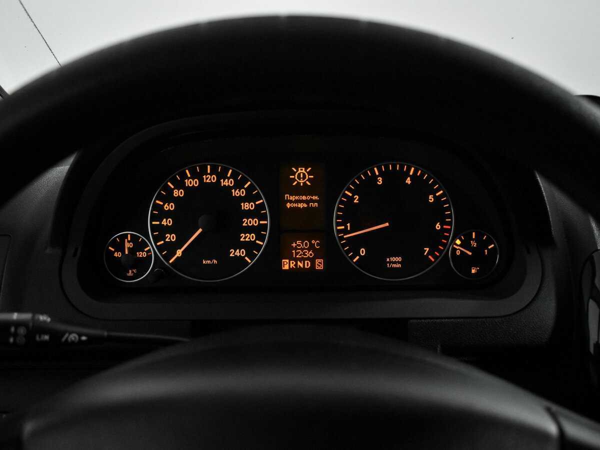 Mercedes-Benz A-Класс с пробегом — 2012 год. Фото: #16