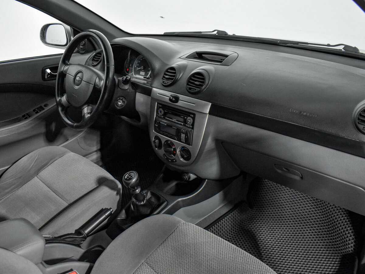 Chevrolet Lacetti с пробегом — 2008 год. Фото: #10