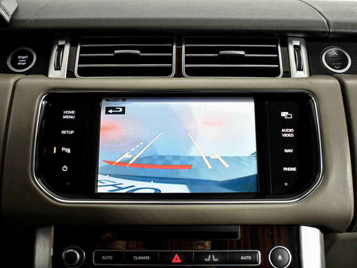 Land Rover Range Rover с пробегом — 2013 год. Фото: #23