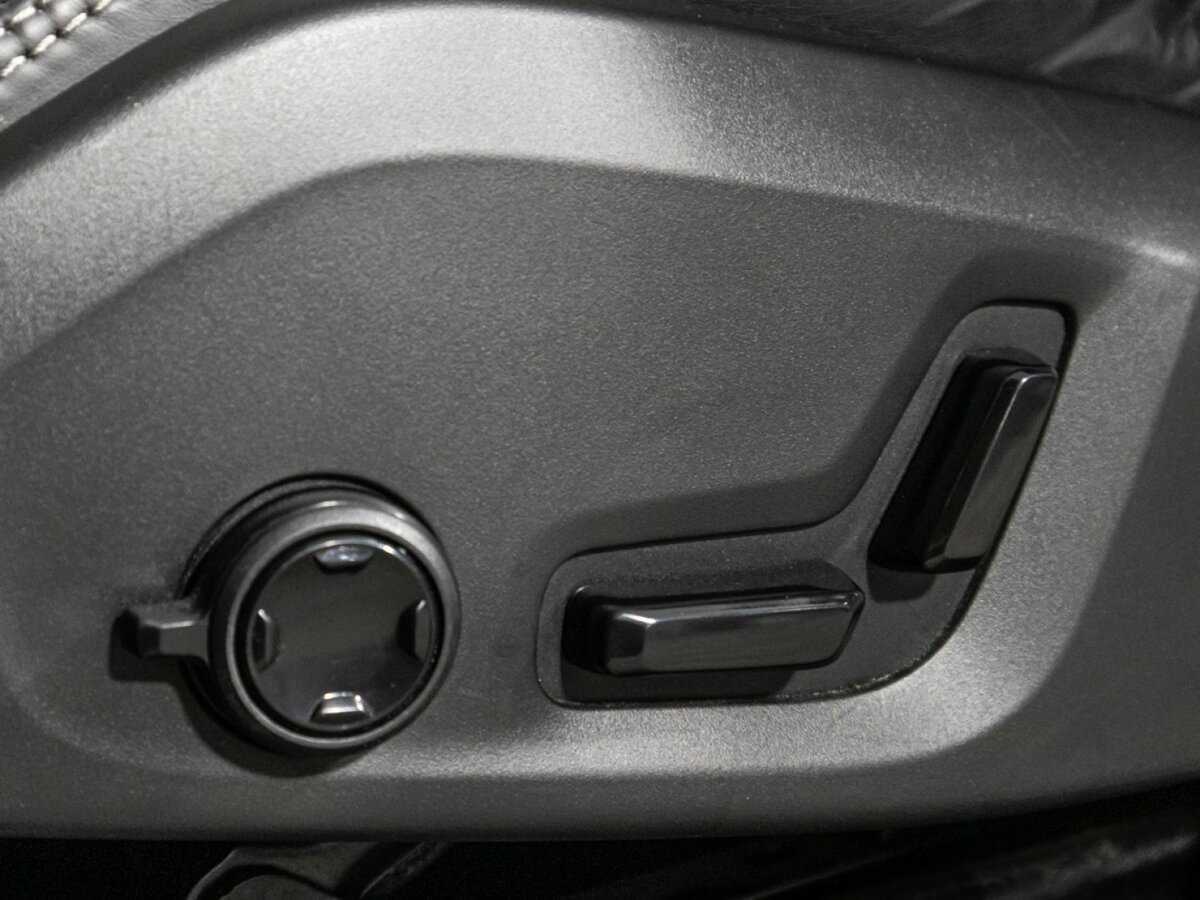 Volvo XC90 с пробегом — 2017 год. Фото: #16