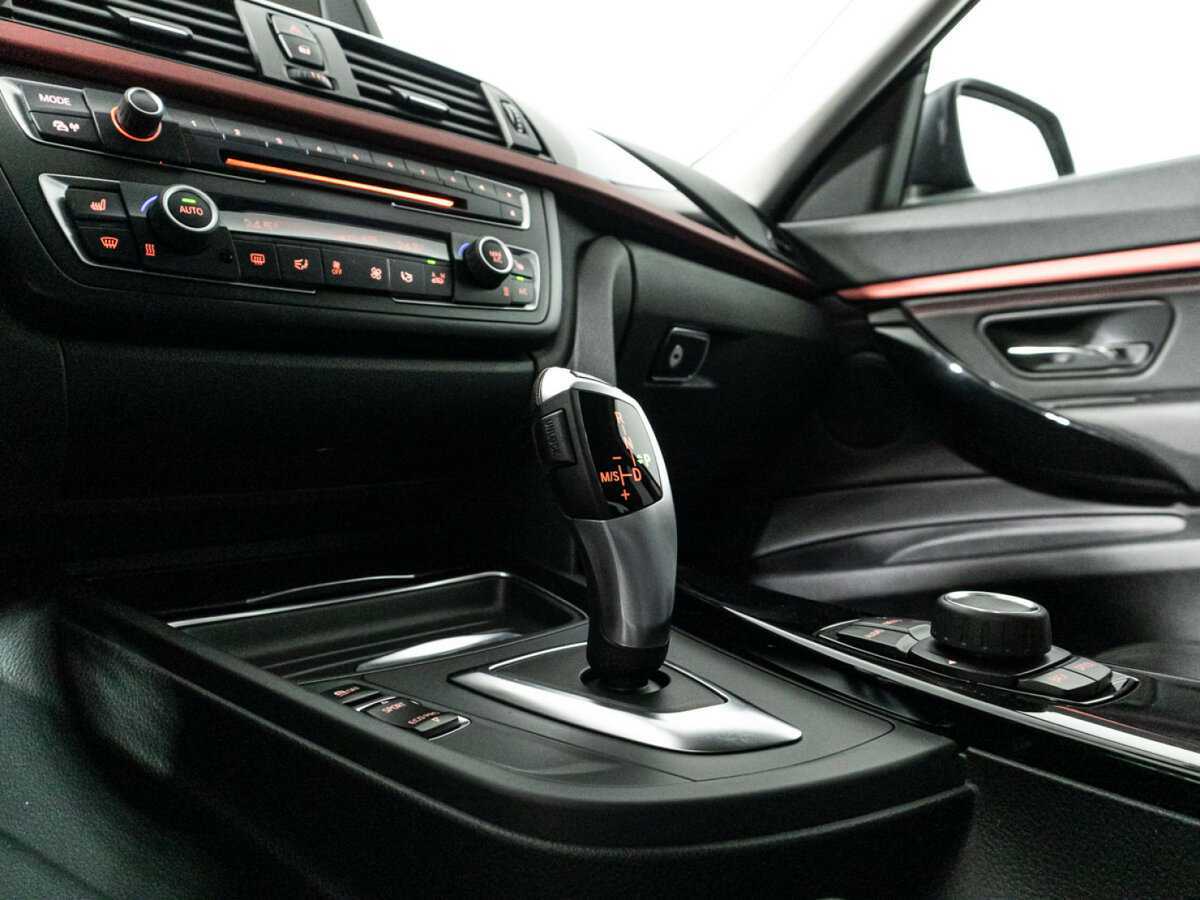 BMW 3 серии с пробегом — 2014 год. Фото: #17