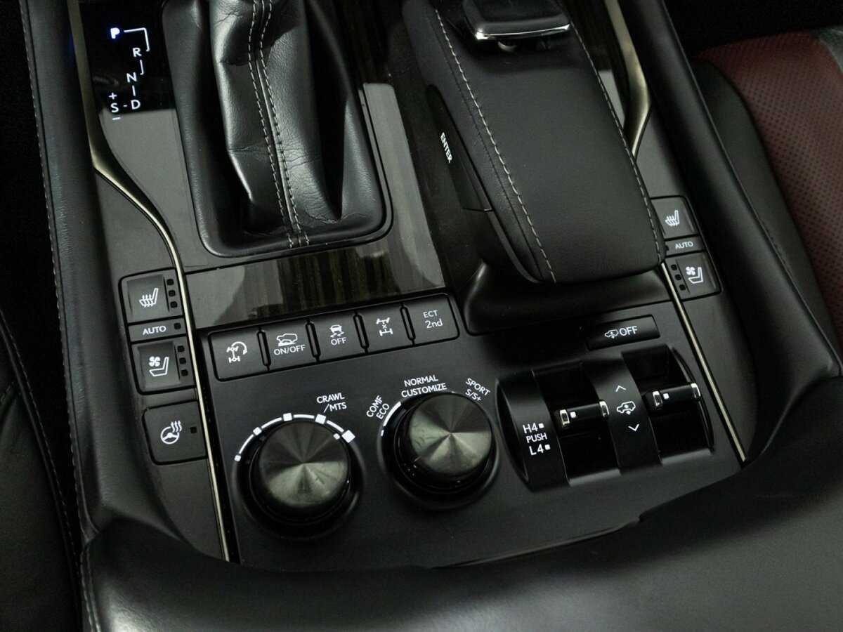Lexus LX с пробегом — 2020 год. Фото: #24