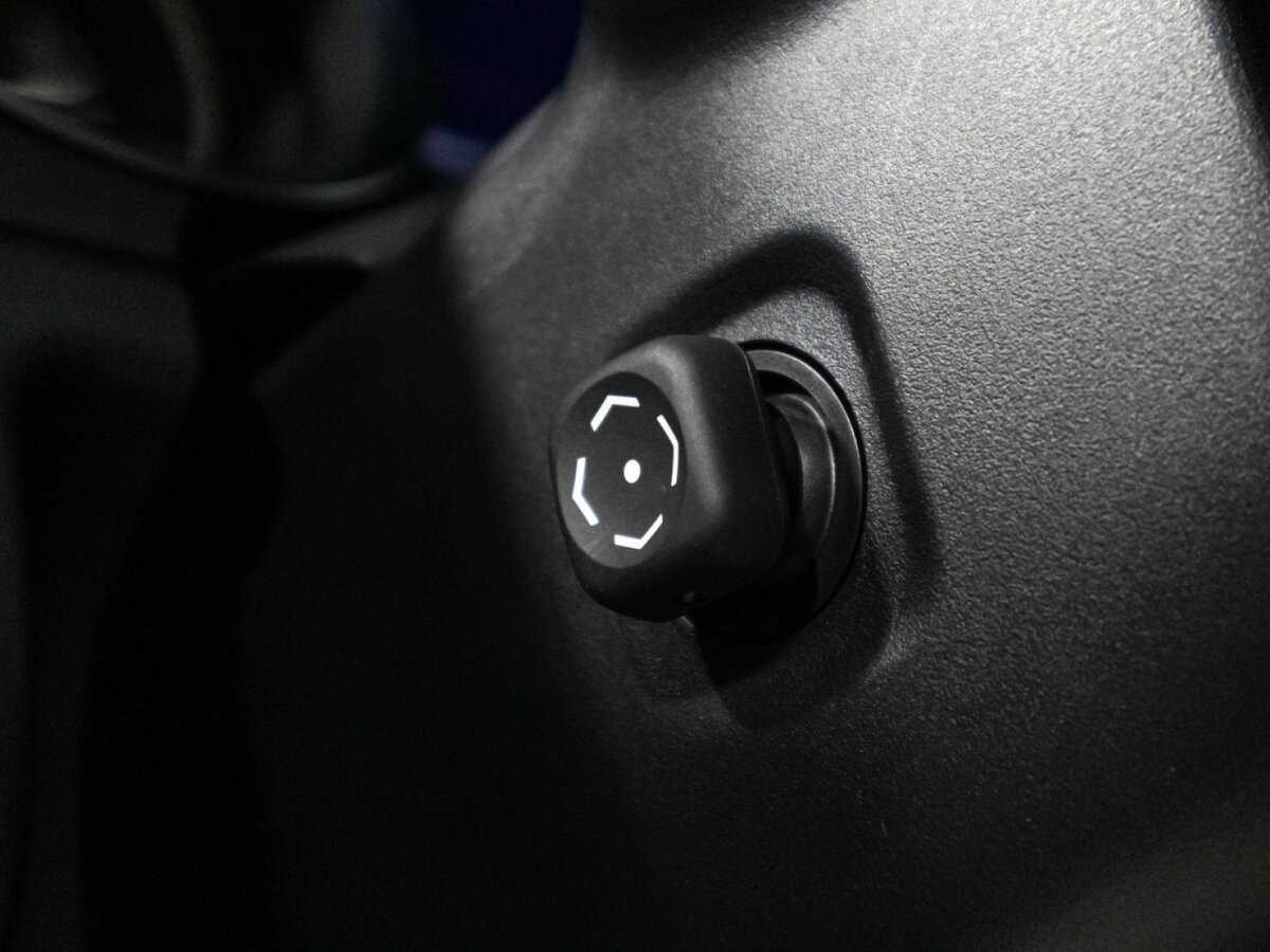 Toyota Camry с пробегом — 2021 год. Фото: #19