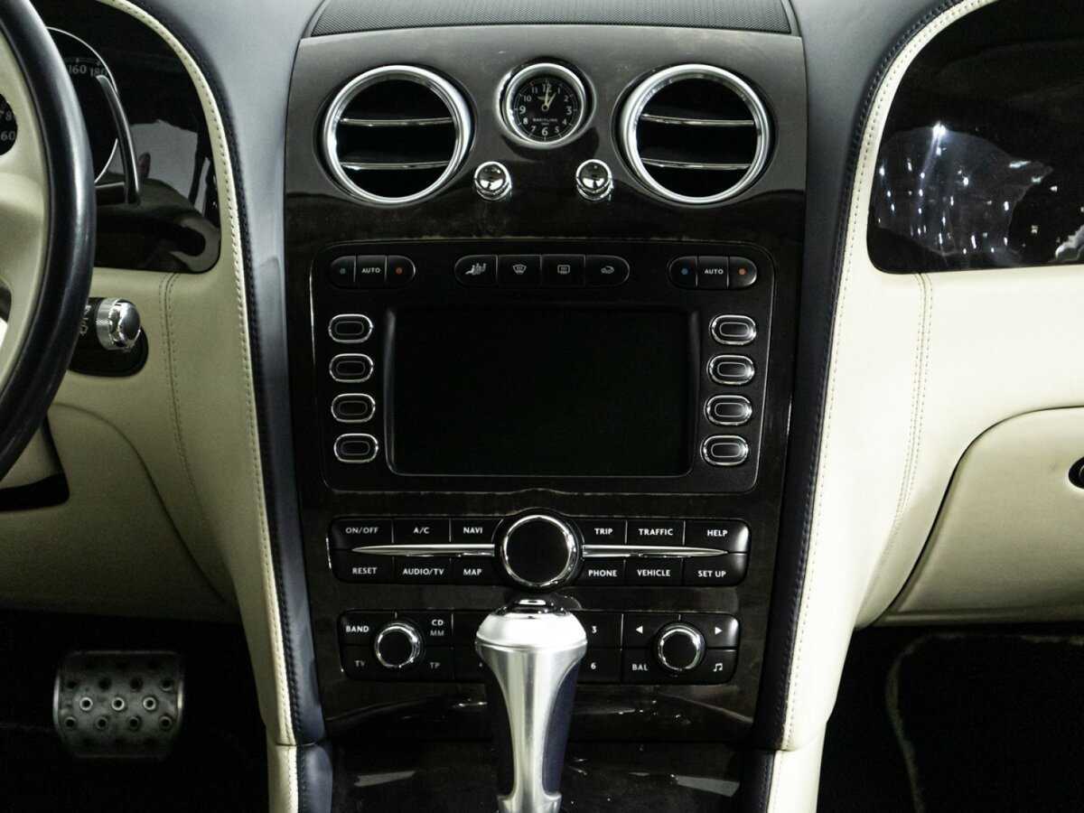 Bentley Continental GT с пробегом — 2009 год. Фото: #13