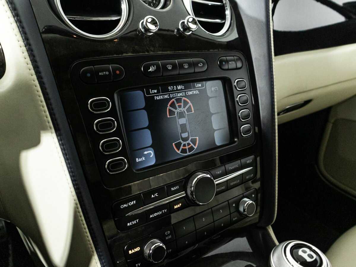 Bentley Continental GT с пробегом — 2009 год. Фото: #17