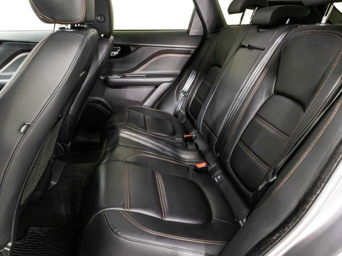 Jaguar F-Pace с пробегом — 2017 год. Фото: #9