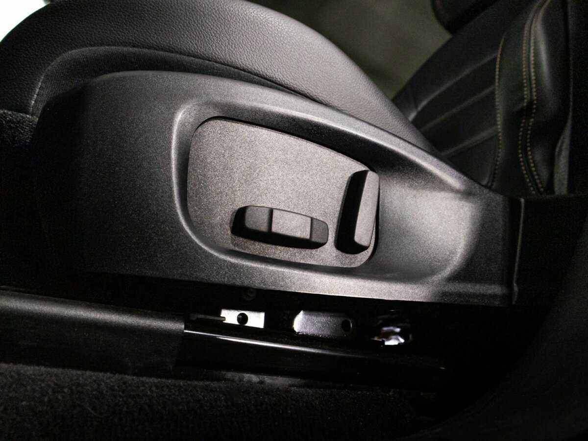 Jaguar F-Pace с пробегом — 2017 год. Фото: #21