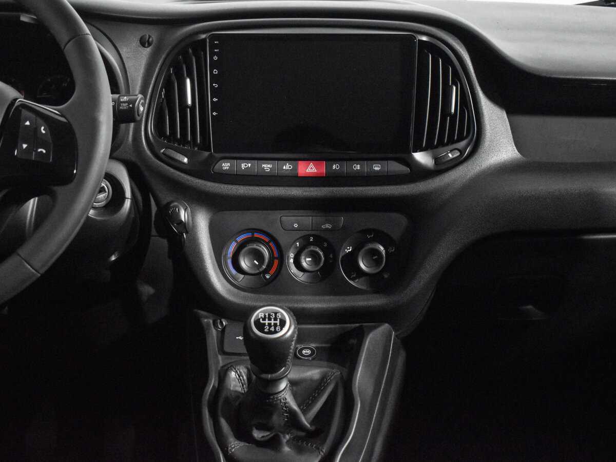 Fiat Doblo с пробегом — 2019 год. Фото: #12