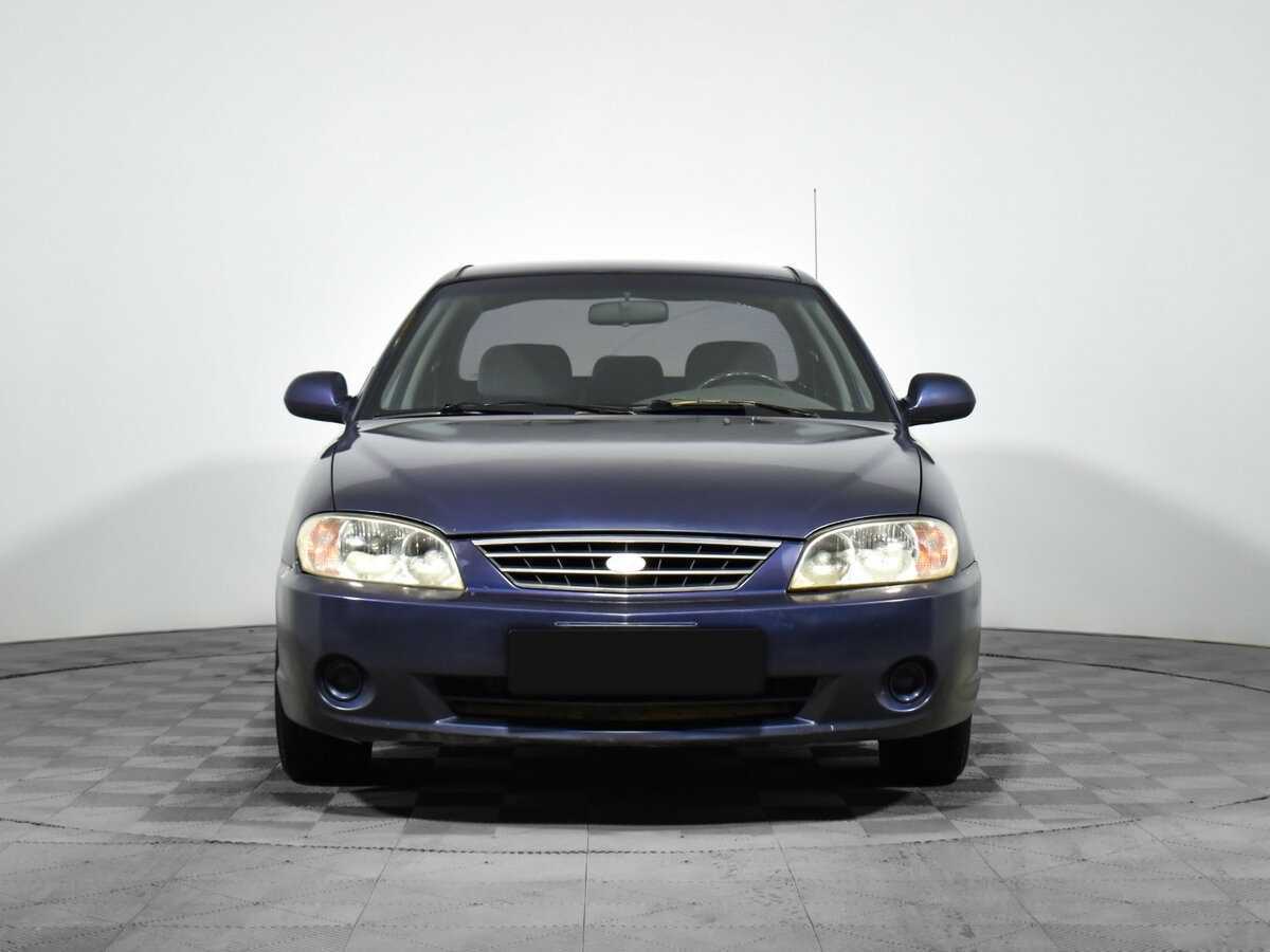 Kia Spectra с пробегом — 2004 год. Фото: #1