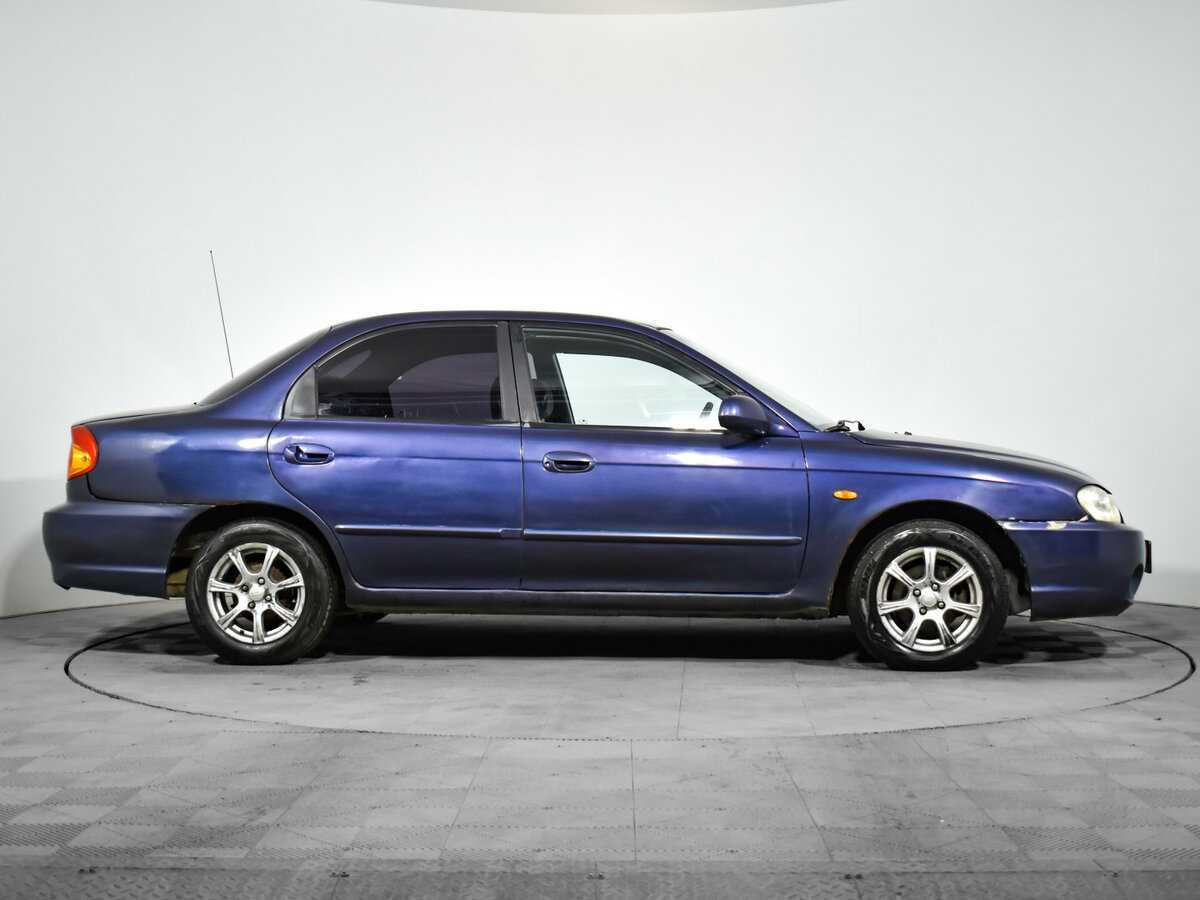 Kia Spectra с пробегом — 2004 год. Фото: #3