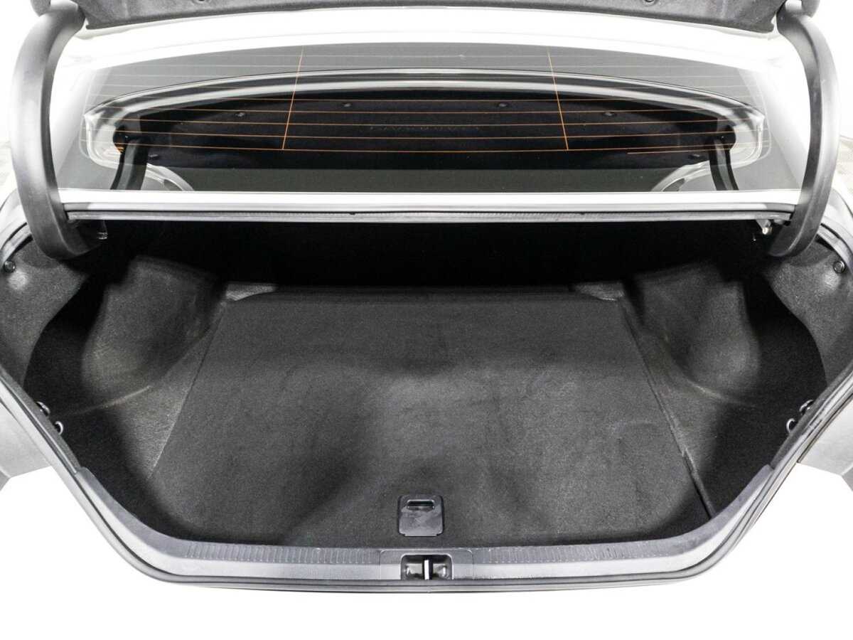 Toyota Camry с пробегом — 2019 год. Фото: #14