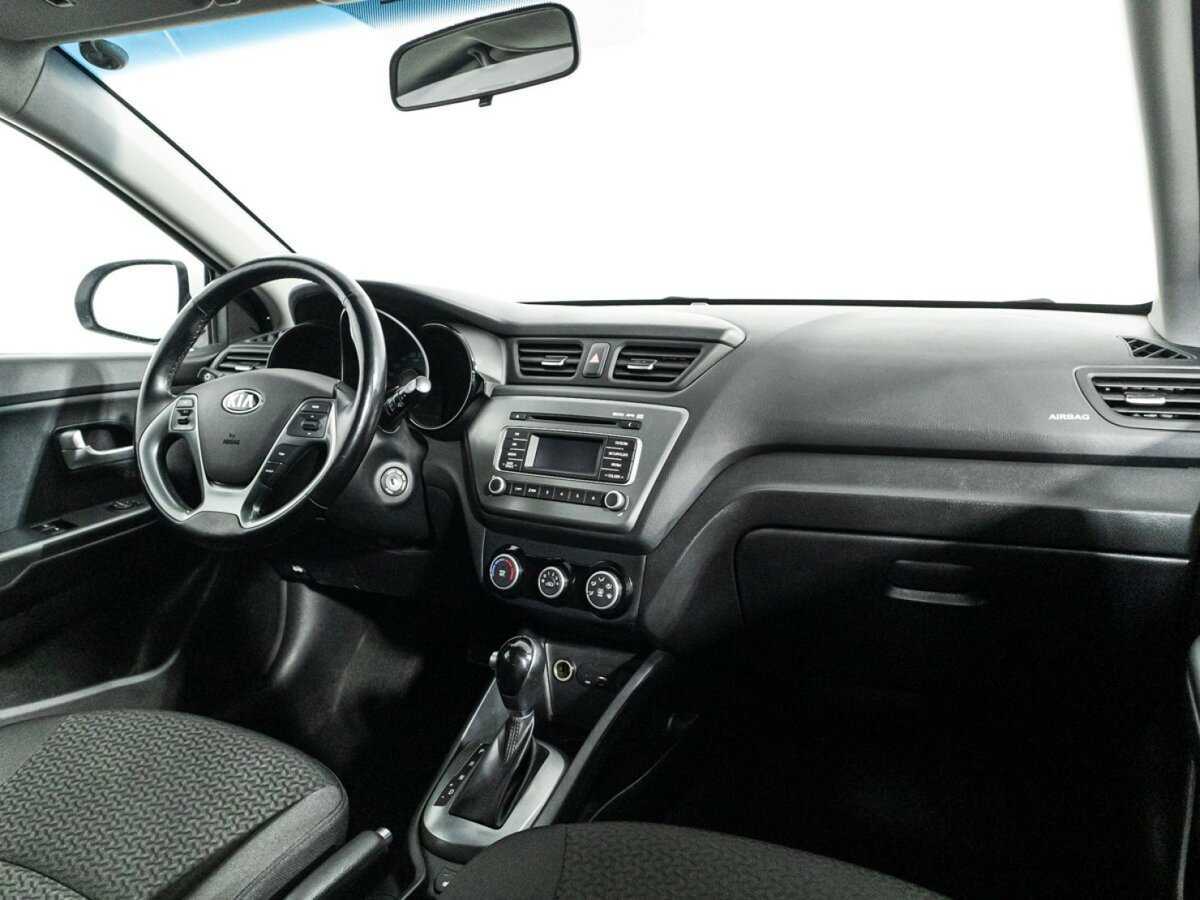 Kia Rio с пробегом — 2017 год. Фото: #8