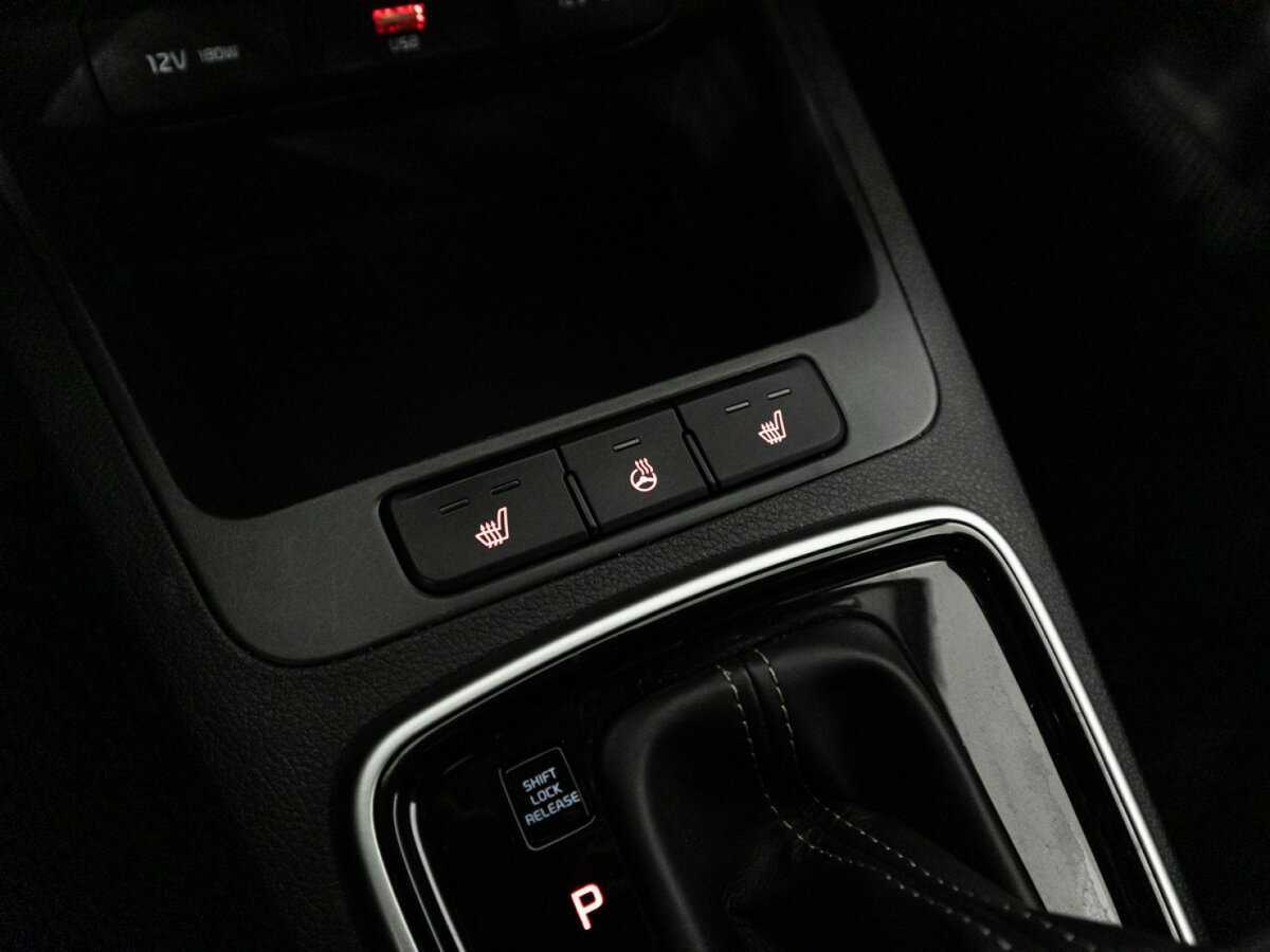 Kia Rio с пробегом — 2020 год. Фото: #18