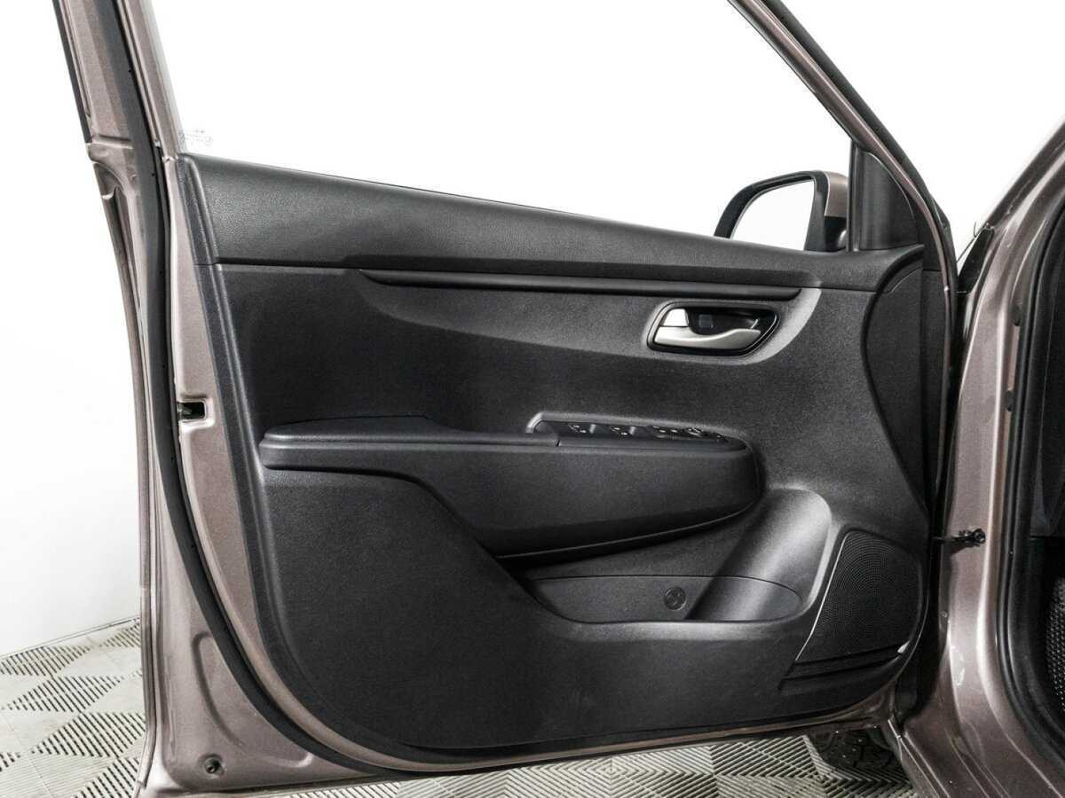 Kia Rio с пробегом — 2020 год. Фото: #22