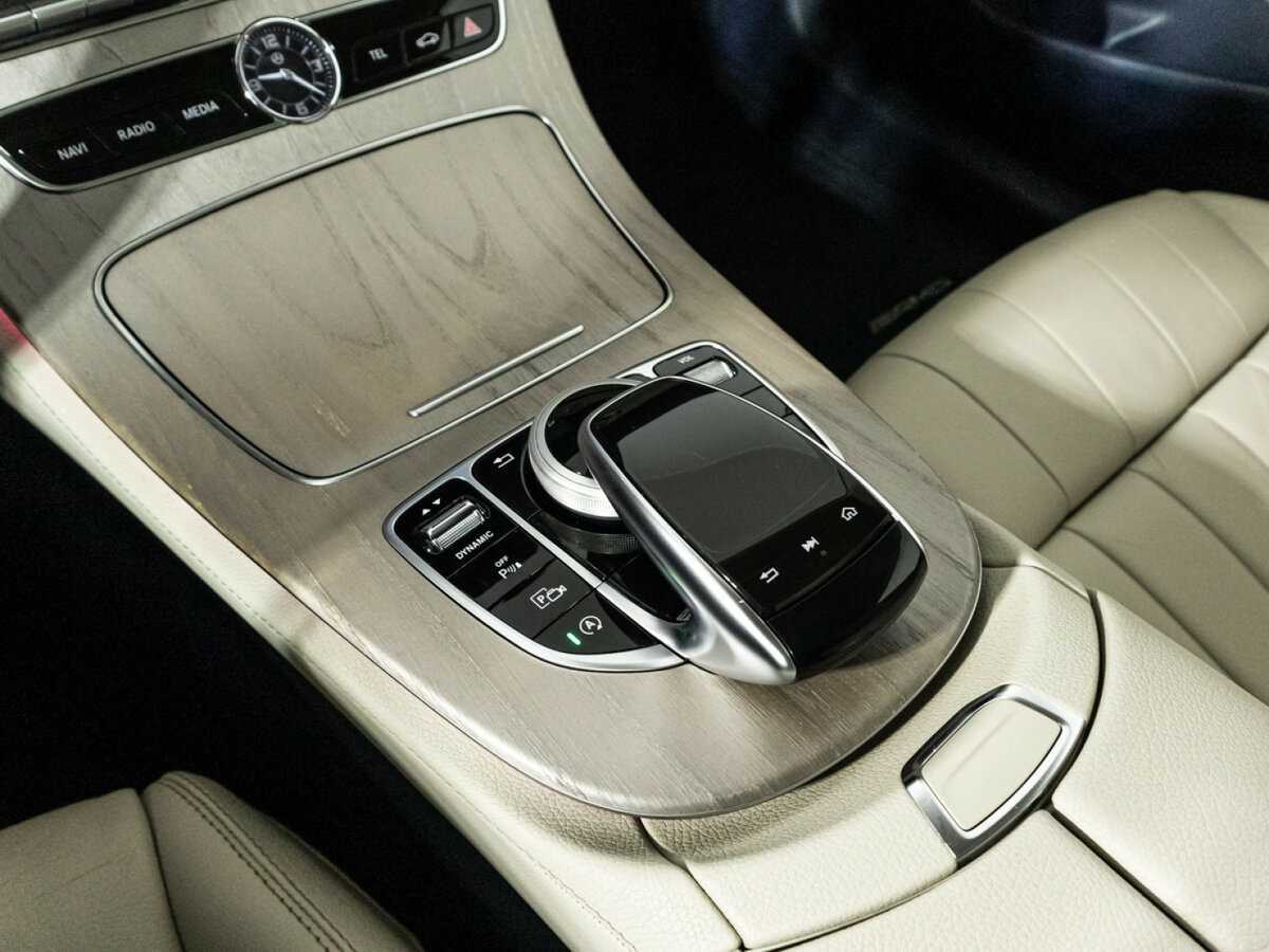 Mercedes-Benz E-Класс с пробегом — 2019 год. Фото: #20