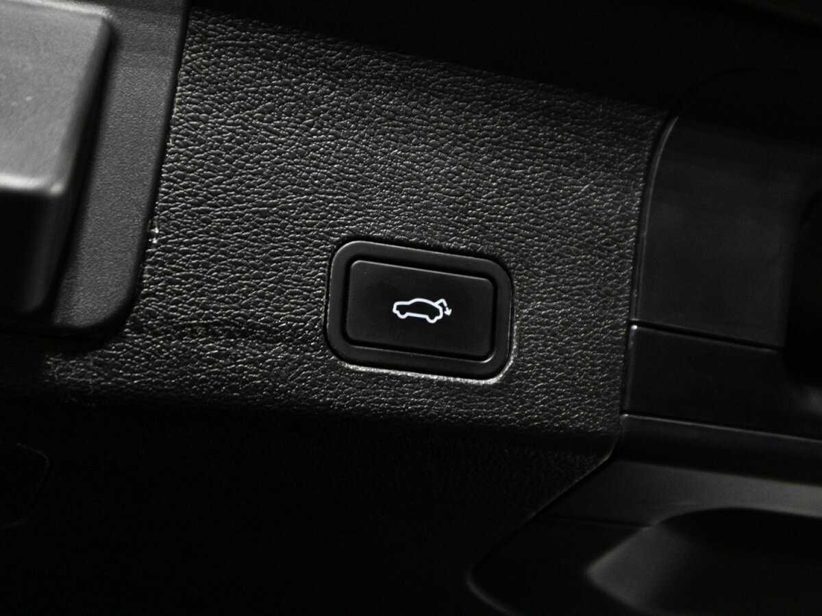 Geely Tugella с пробегом — 2023 год. Фото: #15