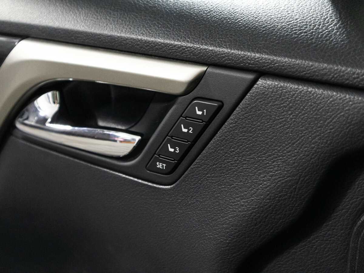 Lexus RX с пробегом — 2017 год. Фото: #17