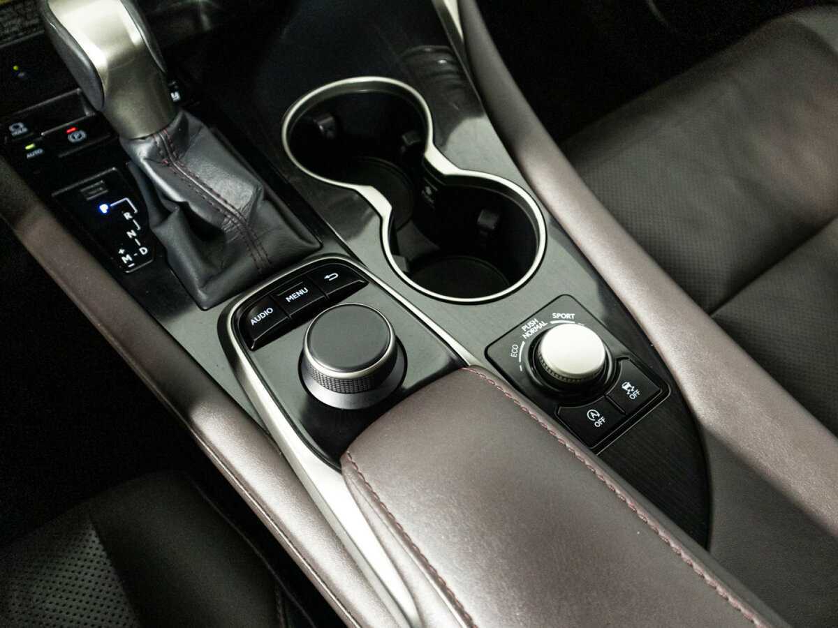 Lexus RX с пробегом — 2017 год. Фото: #21