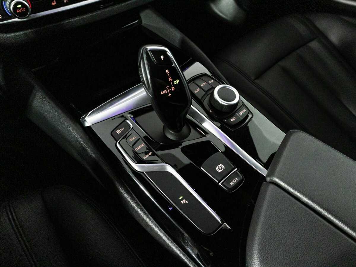 BMW 5 серии с пробегом — 2018 год. Фото: #18