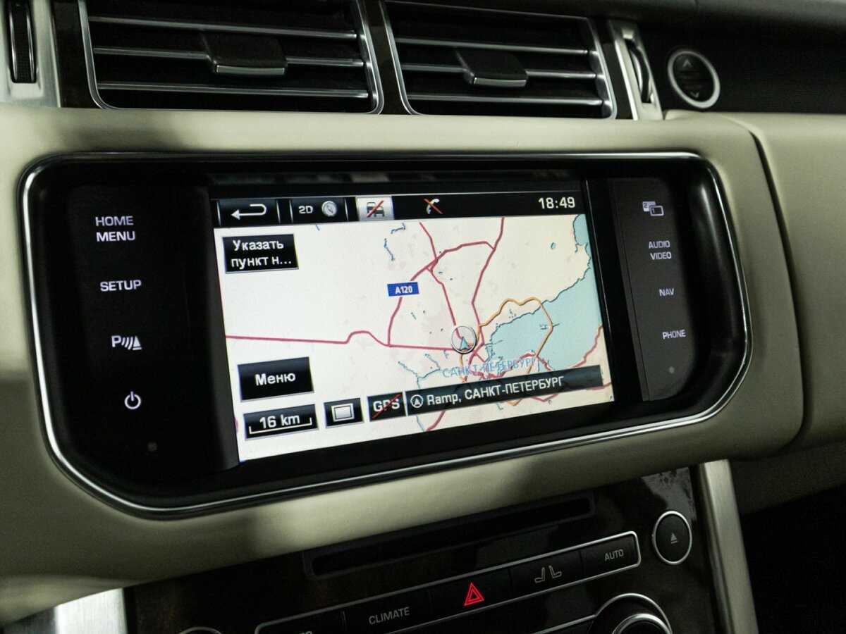 Land Rover Range Rover с пробегом — 2015 год. Фото: #18