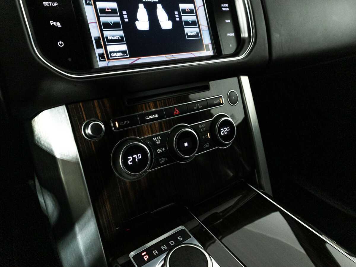 Land Rover Range Rover с пробегом — 2015 год. Фото: #19