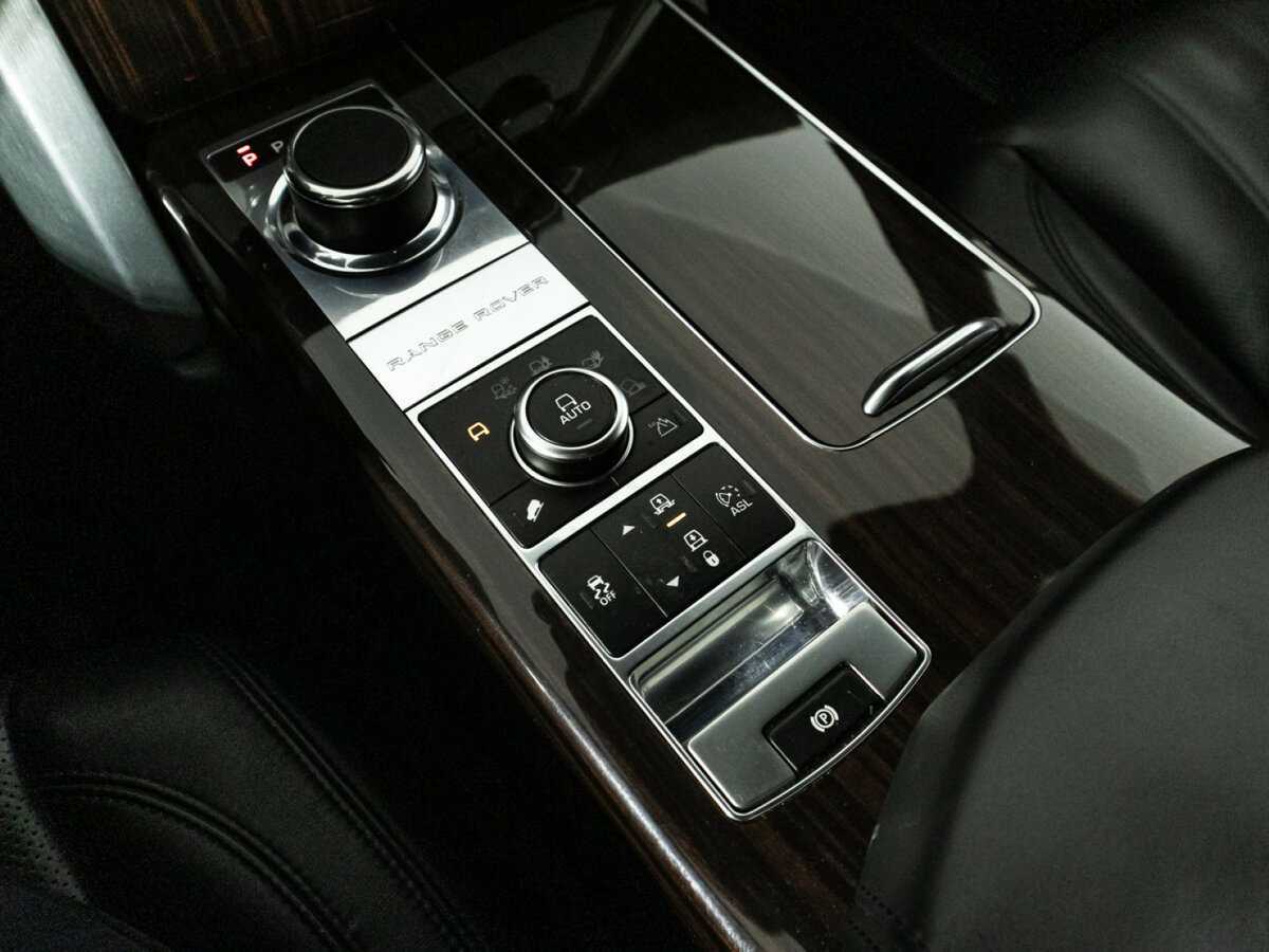 Land Rover Range Rover с пробегом — 2015 год. Фото: #20