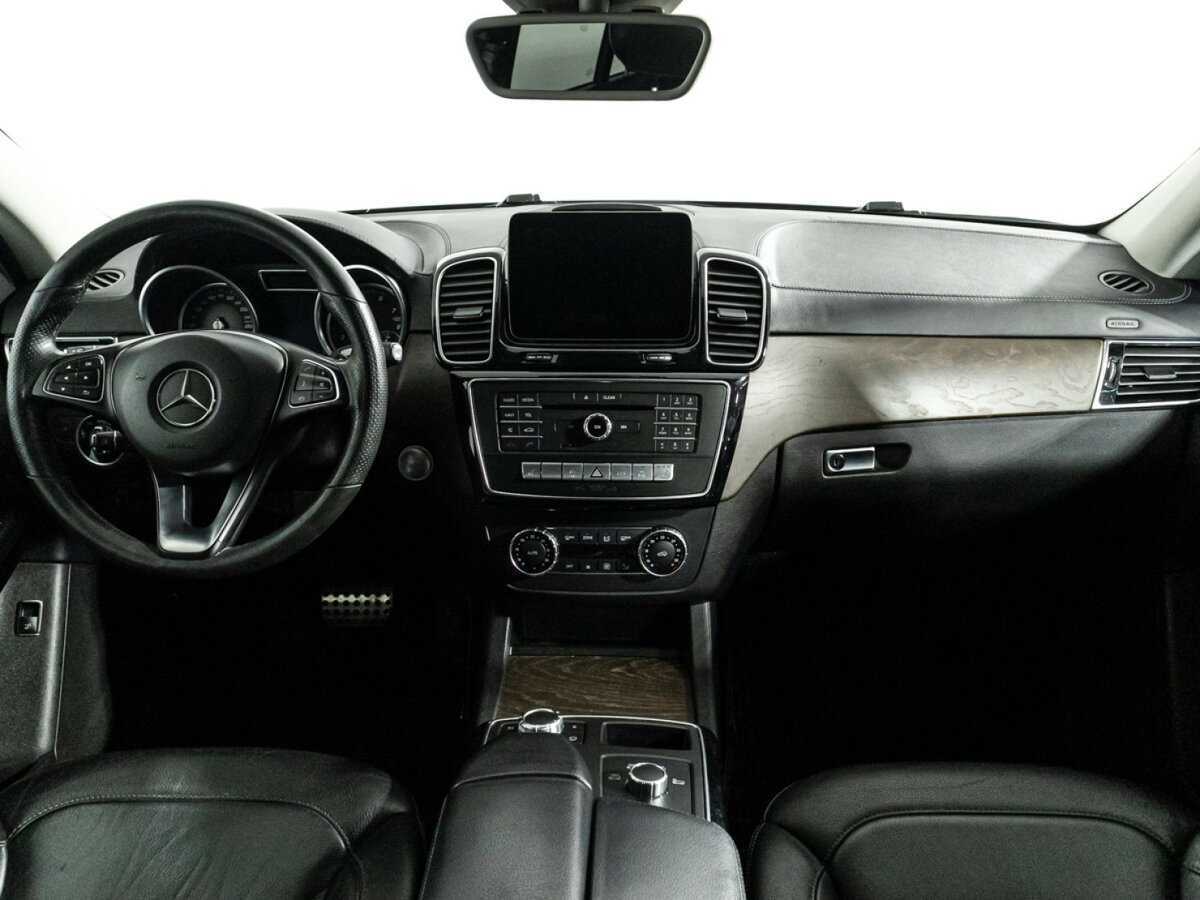 Mercedes-Benz GLE Coupe с пробегом — 2017 год. Фото: #12