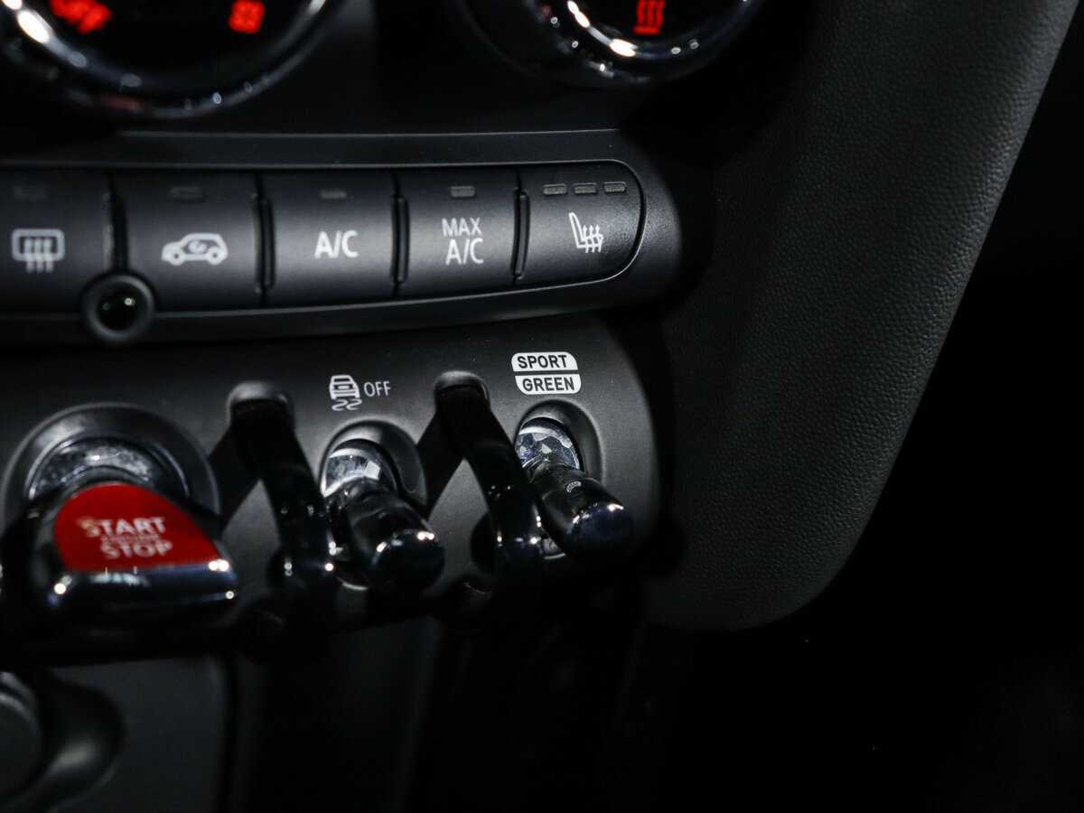 Mini Hatch с пробегом — 2021 год. Фото: #20