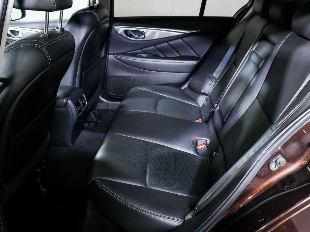 Infiniti Q50 с пробегом — 2017 год. Фото: #7