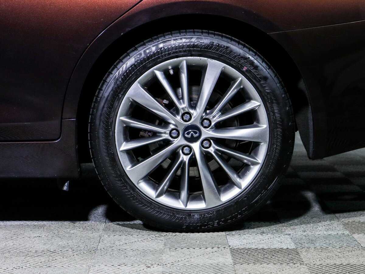 Infiniti Q50 с пробегом — 2017 год. Фото: #12