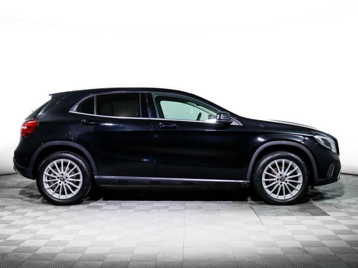 Mercedes-Benz GLA с пробегом — 2017 год. Фото: #3