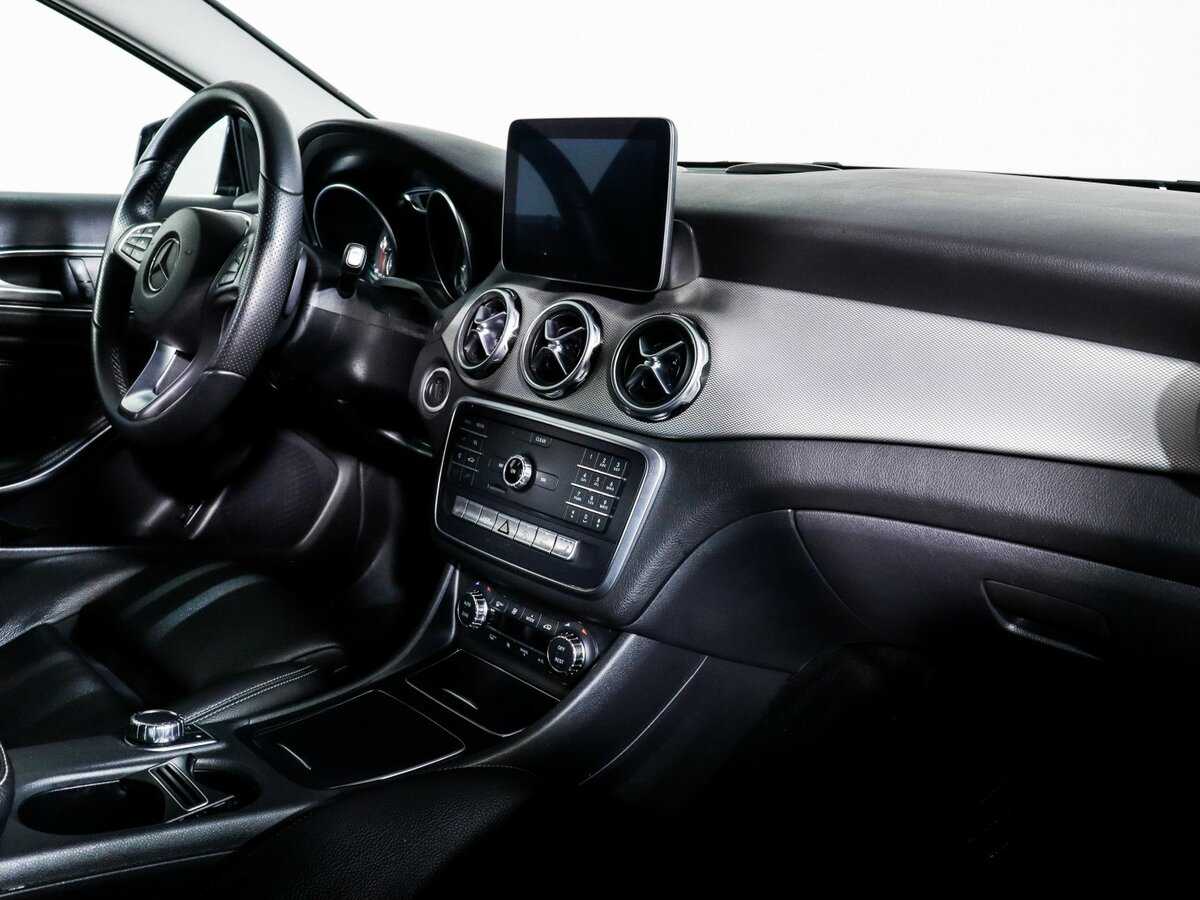 Mercedes-Benz GLA с пробегом — 2017 год. Фото: #8