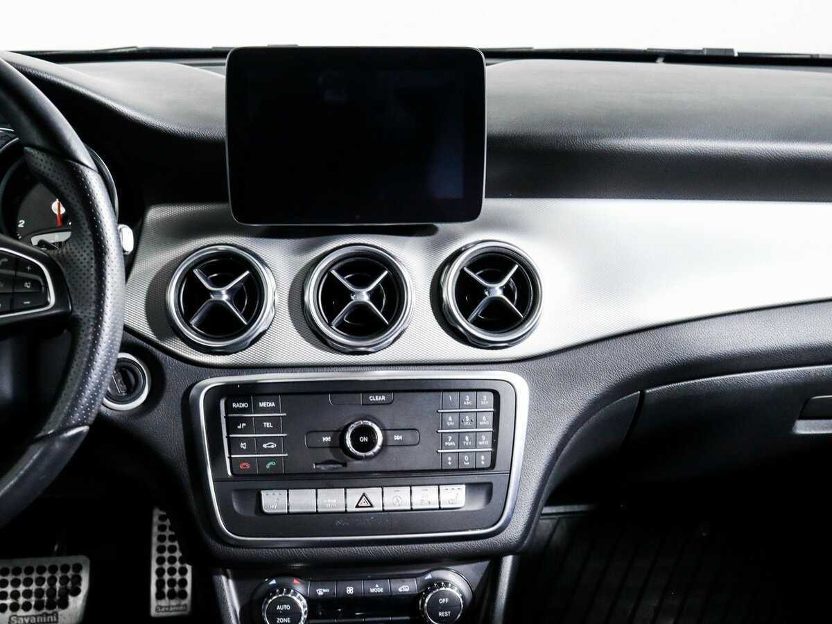 Mercedes-Benz GLA с пробегом — 2017 год. Фото: #12