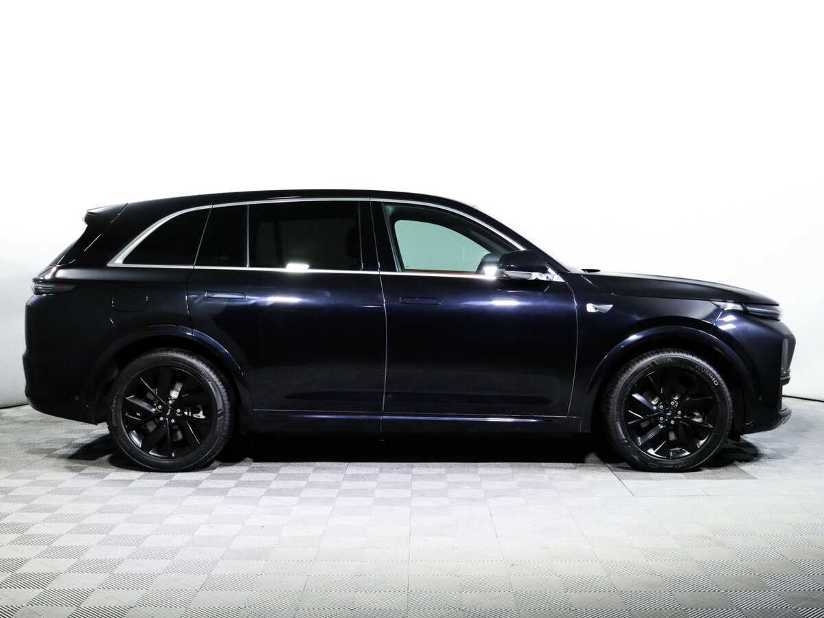 LiXiang L7 с пробегом — 2023 год. Фото: #3