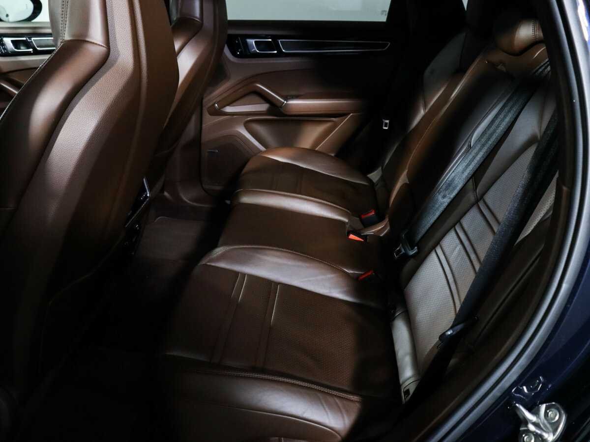 Porsche Cayenne с пробегом — 2018 год. Фото: #6