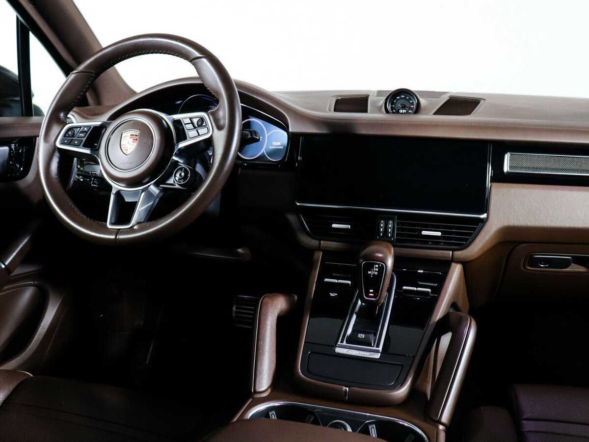Porsche Cayenne с пробегом — 2018 год. Фото: #8