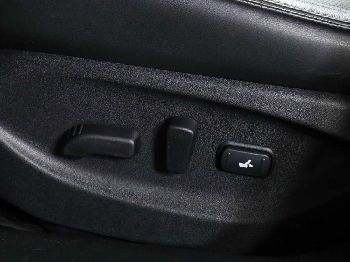 Infiniti Q50 с пробегом — 2015 год. Фото: #14