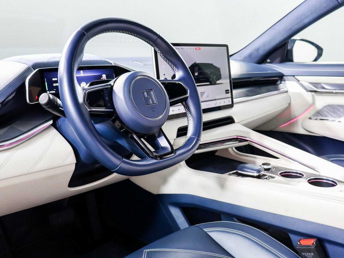 Zeekr 001 с пробегом — 2022 год. Фото: #13