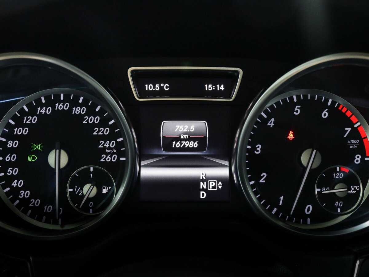 Mercedes-Benz GL-Класс с пробегом — 2012 год. Фото: #8