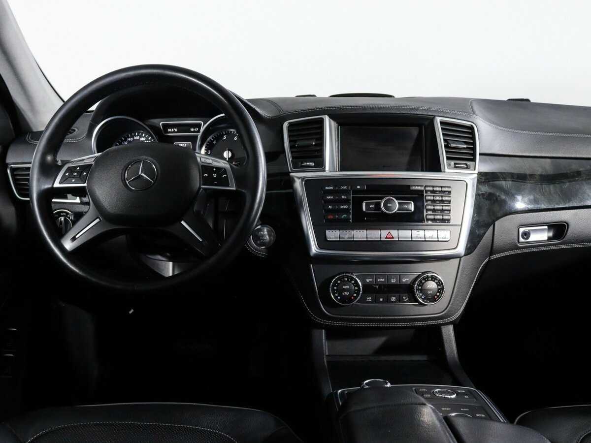 Mercedes-Benz GL-Класс с пробегом — 2012 год. Фото: #9