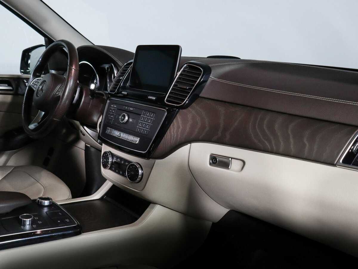 Mercedes-Benz GLS с пробегом — 2017 год. Фото: #8