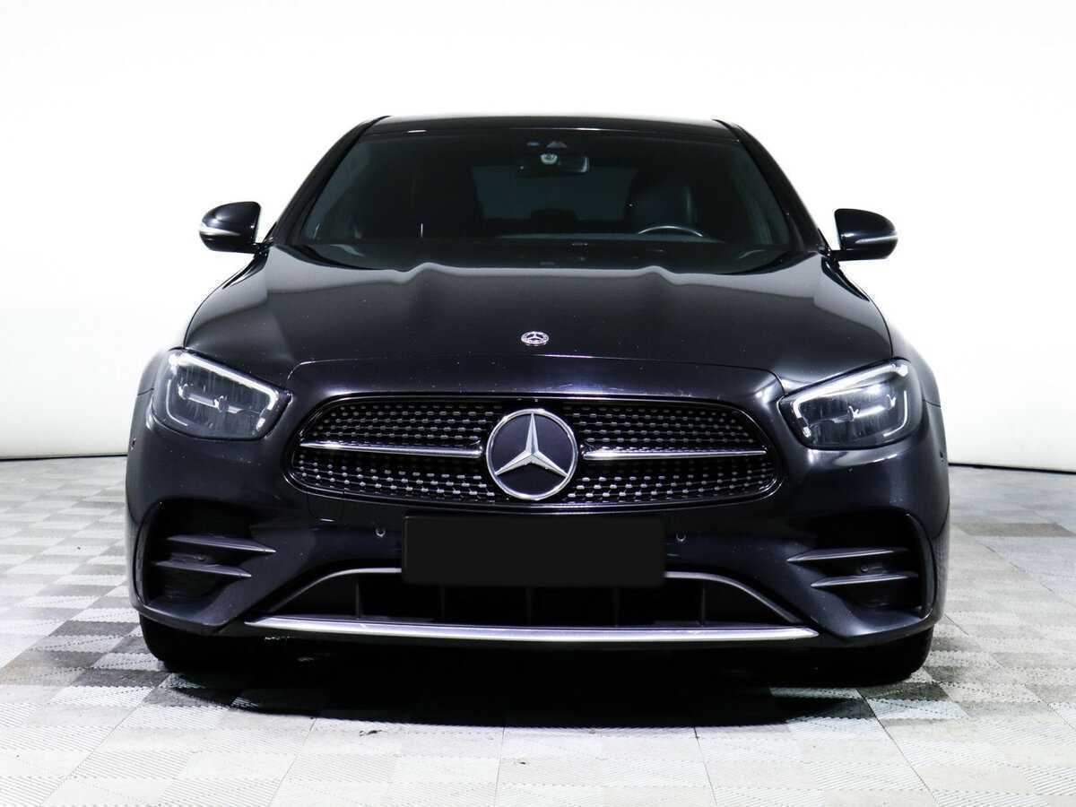 Mercedes-Benz E-Класс с пробегом — 2021 год. Фото: #1